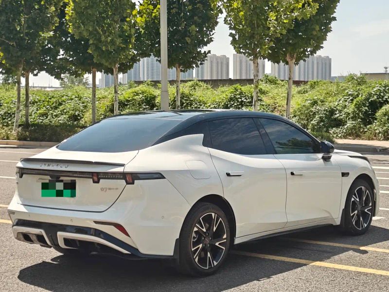 Lynk&co 07