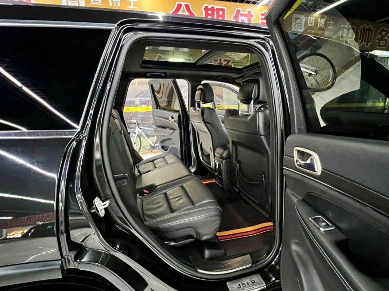 Jeep grand-cherokee