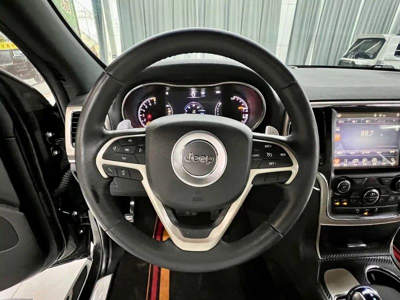 Jeep grand-cherokee