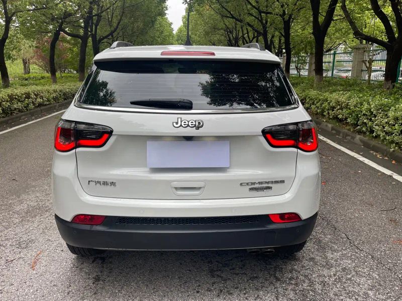 Jeep grand-cherokee-imported