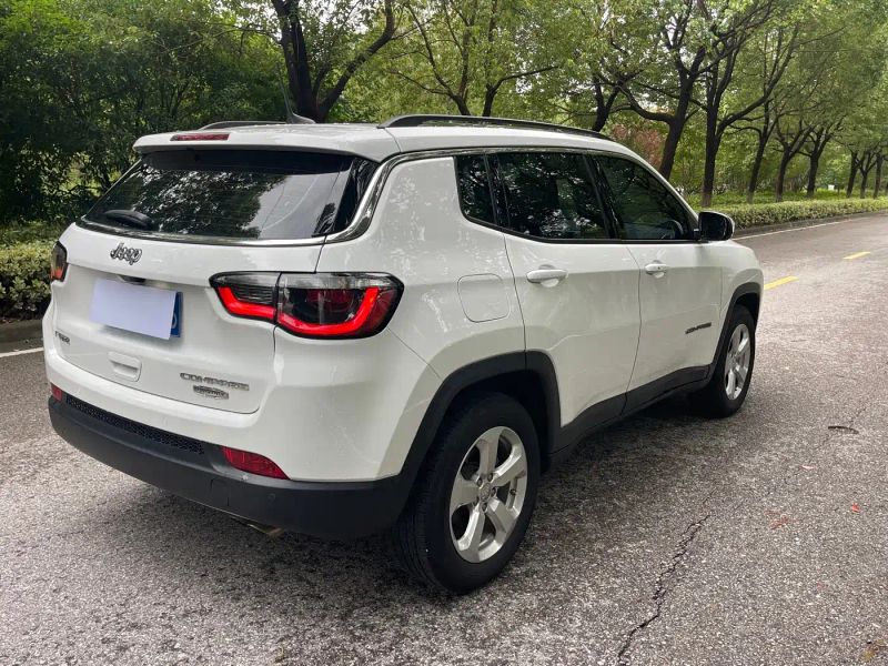 Jeep grand-cherokee-imported
