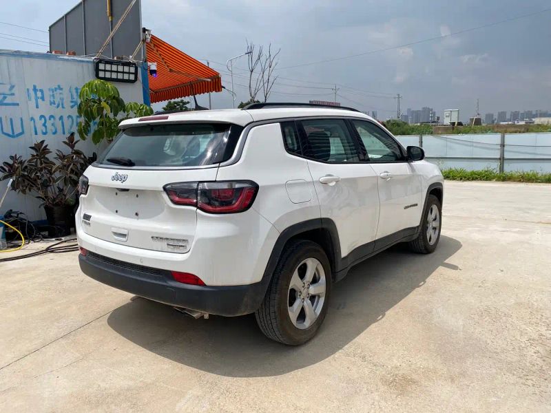 Jeep grand-cherokee-imported