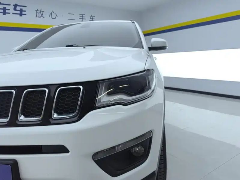 Jeep grand-cherokee-imported