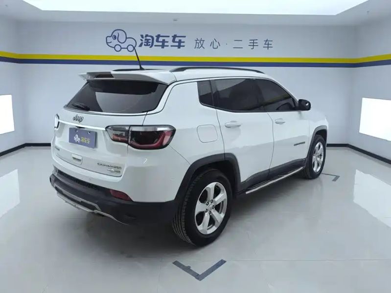 Jeep grand-cherokee-imported