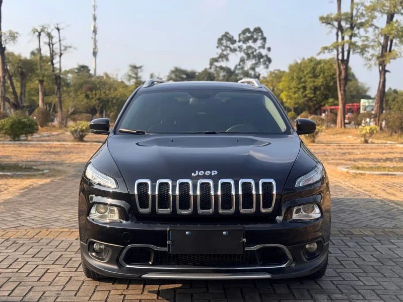 Jeep cherokee