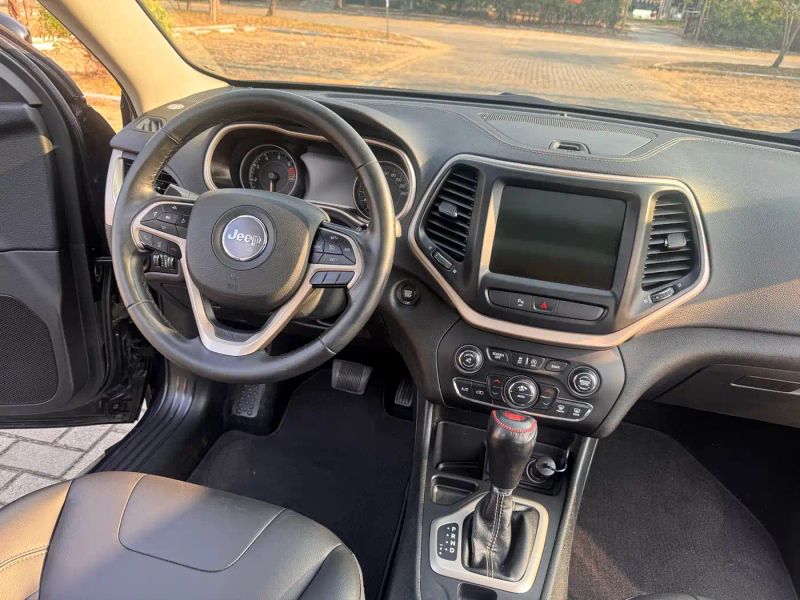 Jeep cherokee