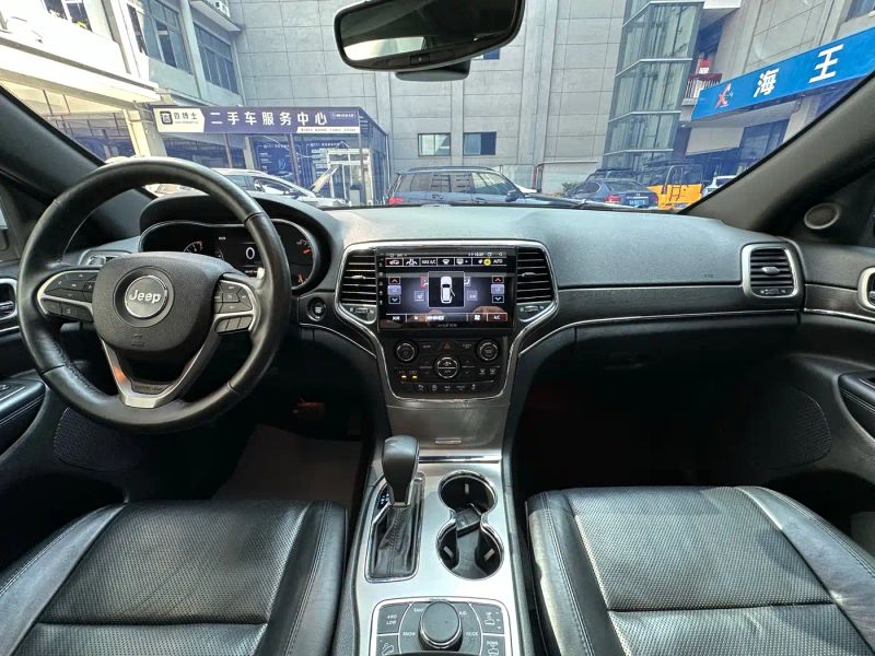 Jeep grand-cherokee
