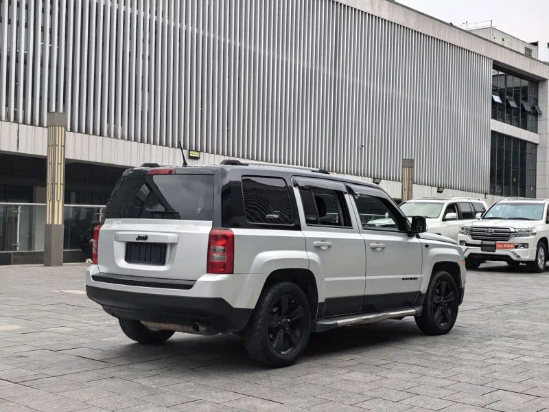 Jeep grand-cherokee-imported