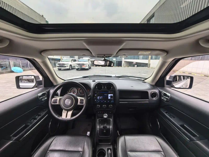 Jeep grand-cherokee-imported