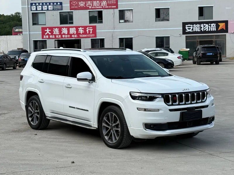 Jeep grand_commander