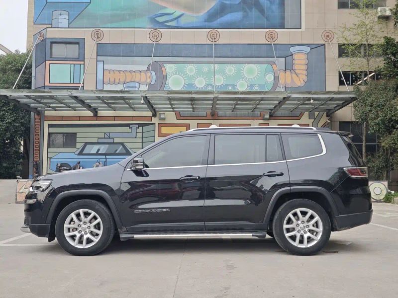 Jeep commander