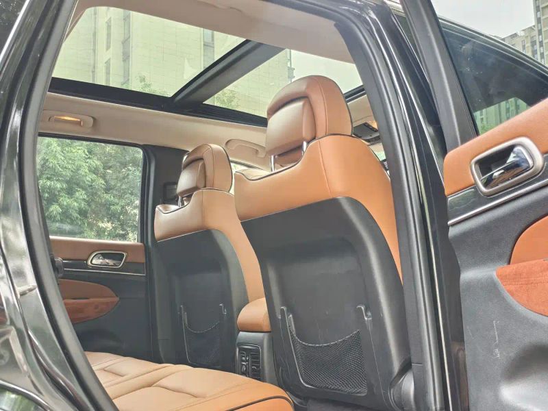 Jeep grand-cherokee-imported