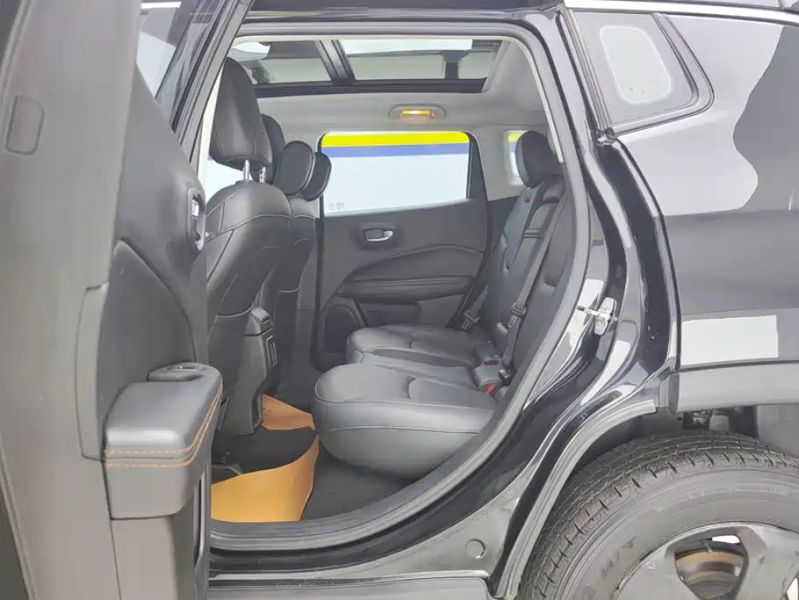 Jeep grand-cherokee-imported