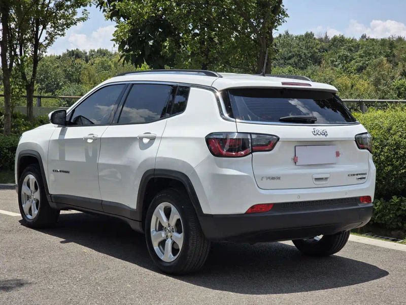 Jeep grand-cherokee-imported