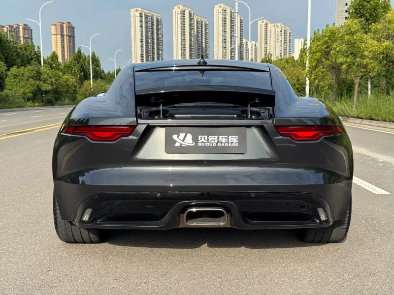Jaguar F-TYPE
