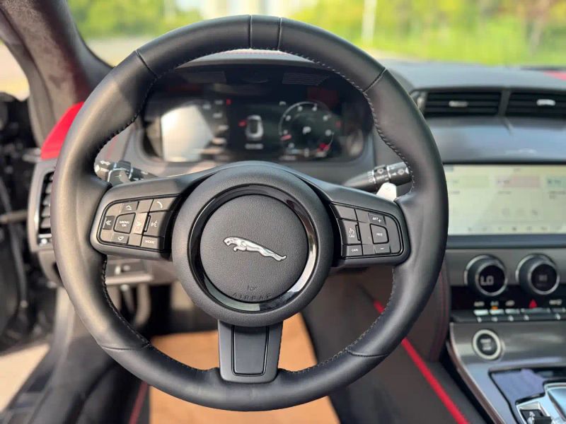 Jaguar F-TYPE
