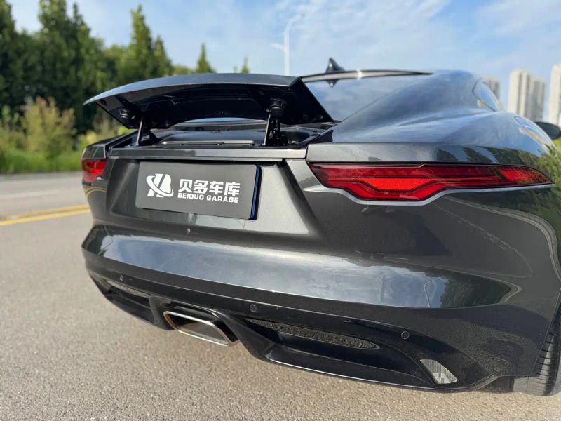 Jaguar F-TYPE