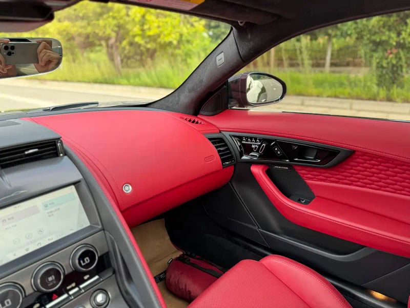 Jaguar F-TYPE
