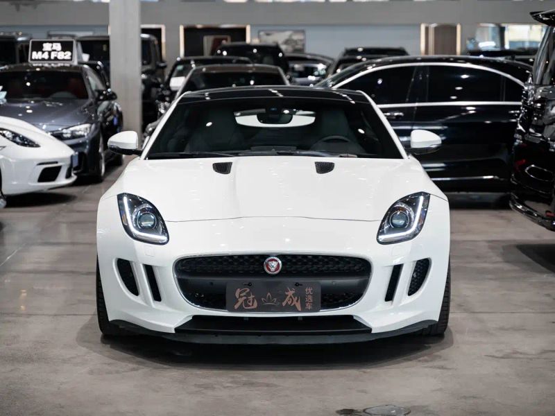 Jaguar F-TYPE