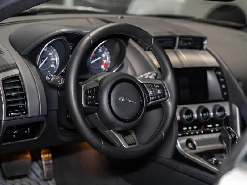 Jaguar F-TYPE