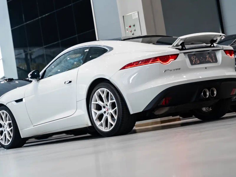 Jaguar F-TYPE