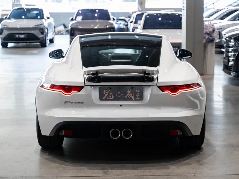 Jaguar F-TYPE