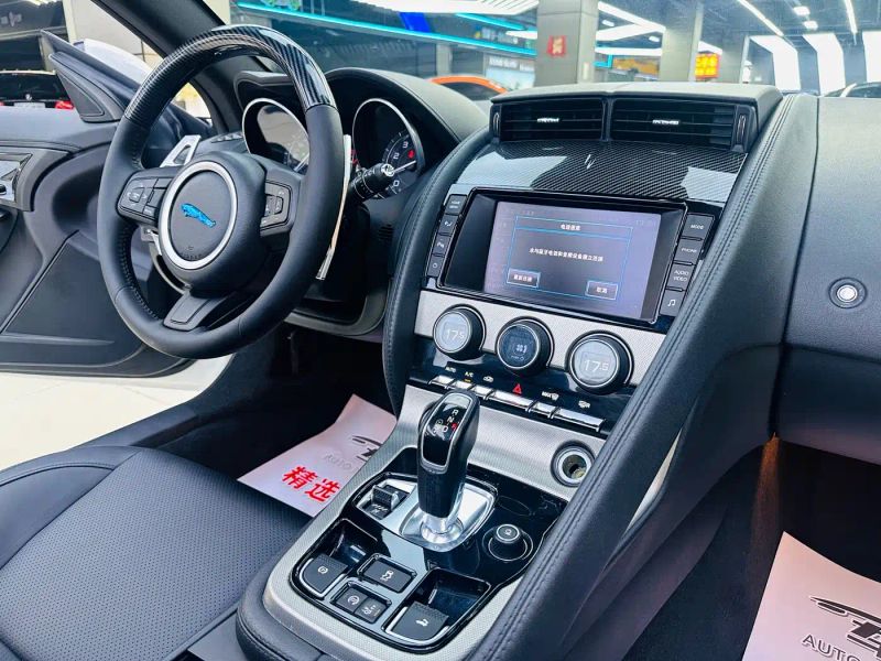 Jaguar F-TYPE