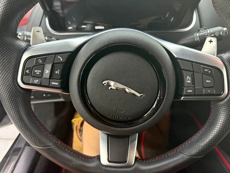 Jaguar F-TYPE