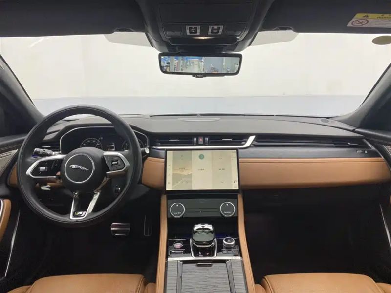 Jaguar xf
