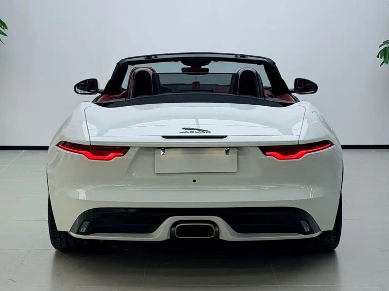 Jaguar F-TYPE