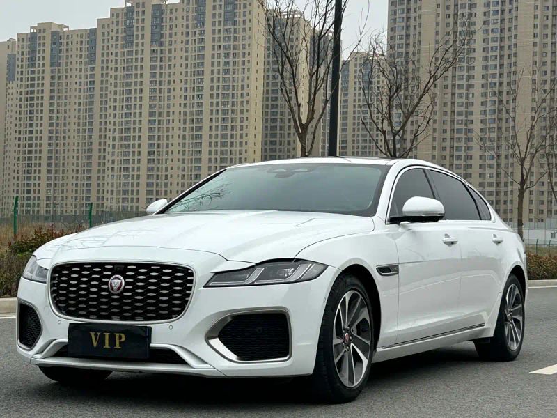 Jaguar xf