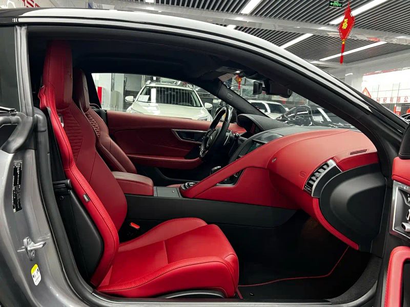 Jaguar F-TYPE