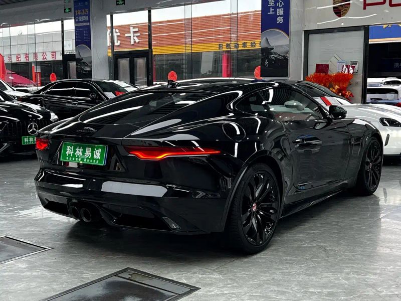 Jaguar F-TYPE