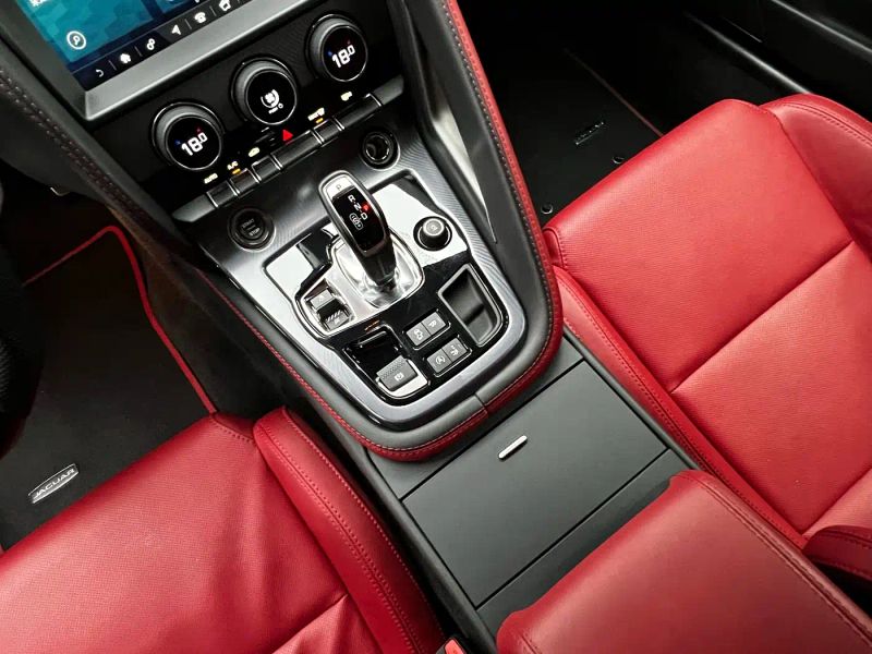 Jaguar F-TYPE