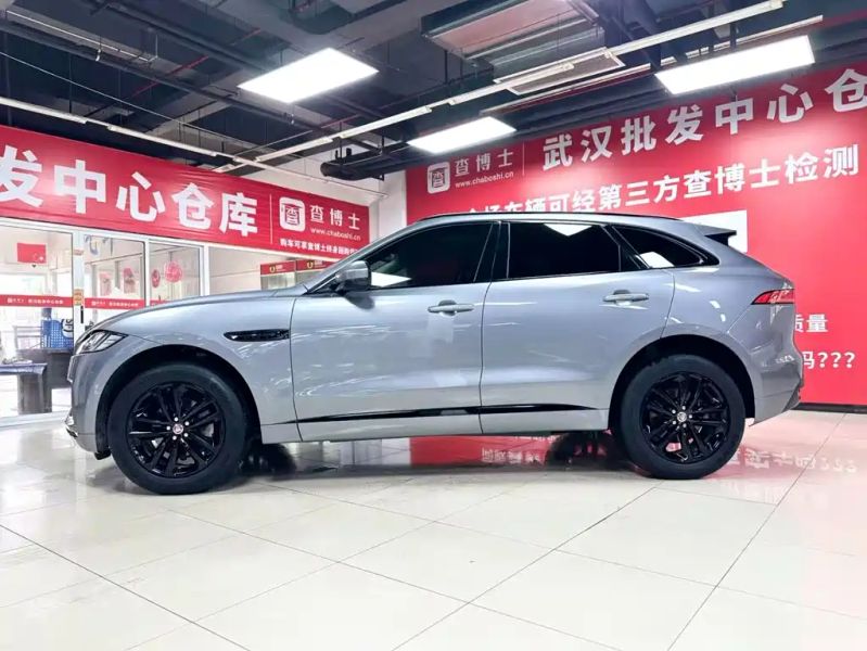 Jaguar F-PACE