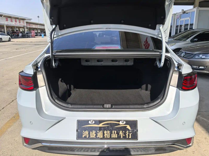 Geely l