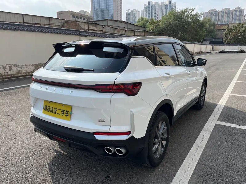 Geely binyue
