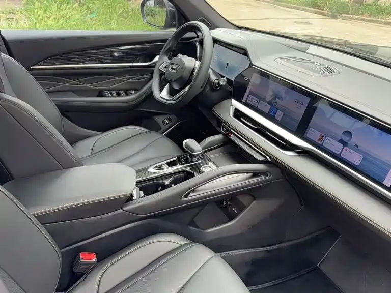 Geely l