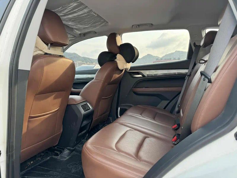 Geely x6