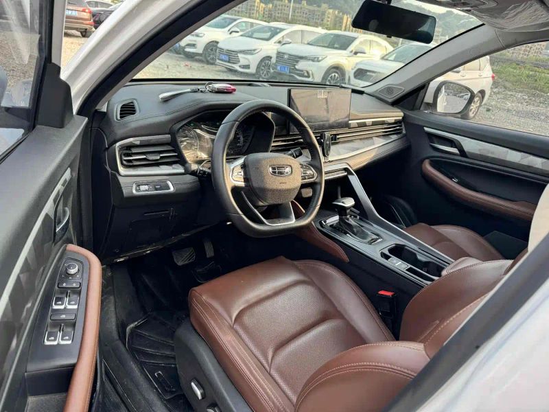 Geely x6