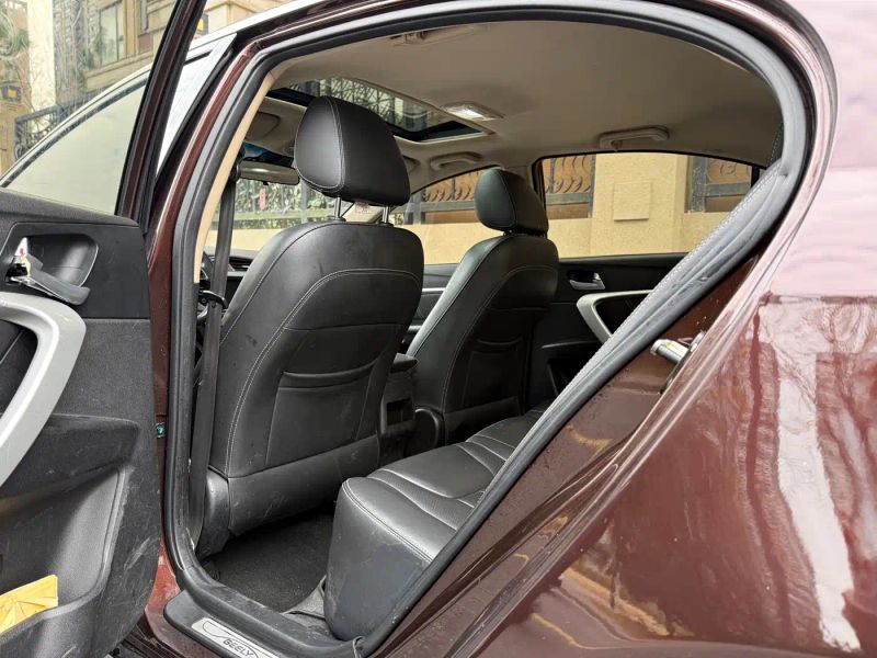 Geely emgrand