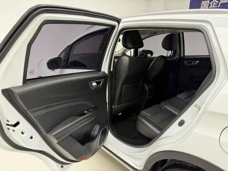 Geely x3