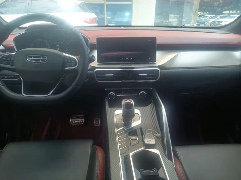 Geely binyue