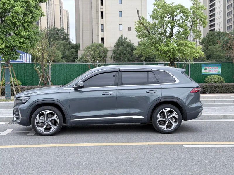 Geely xingyue-l