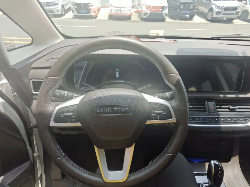 lintu em8