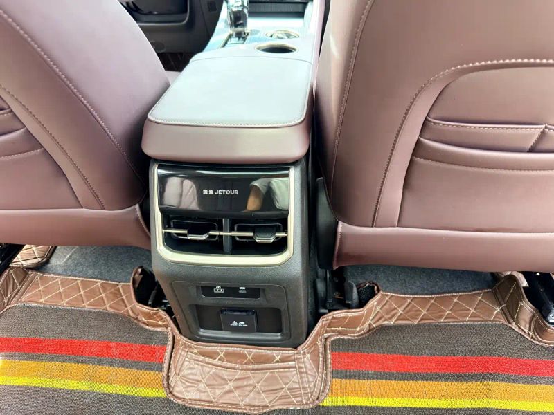 Jetour x90