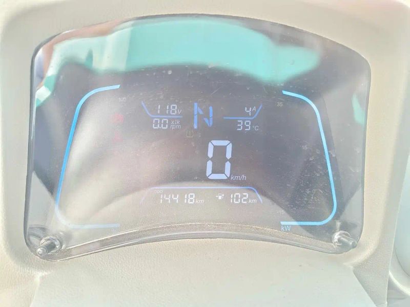 yizhi ev2