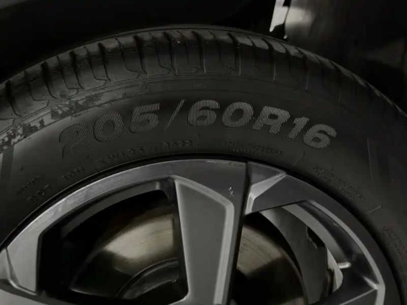 Geely geometry