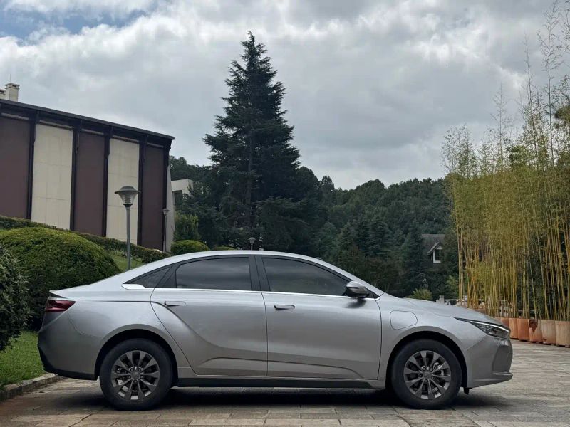 Geely geometrya