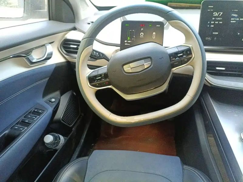 Geely geometrya